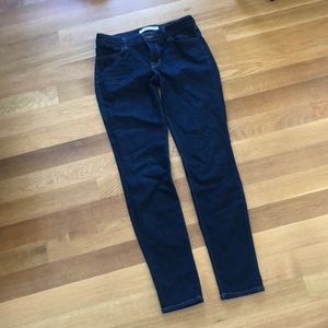 J Brand Dark Wash Skinny Jeans EUC